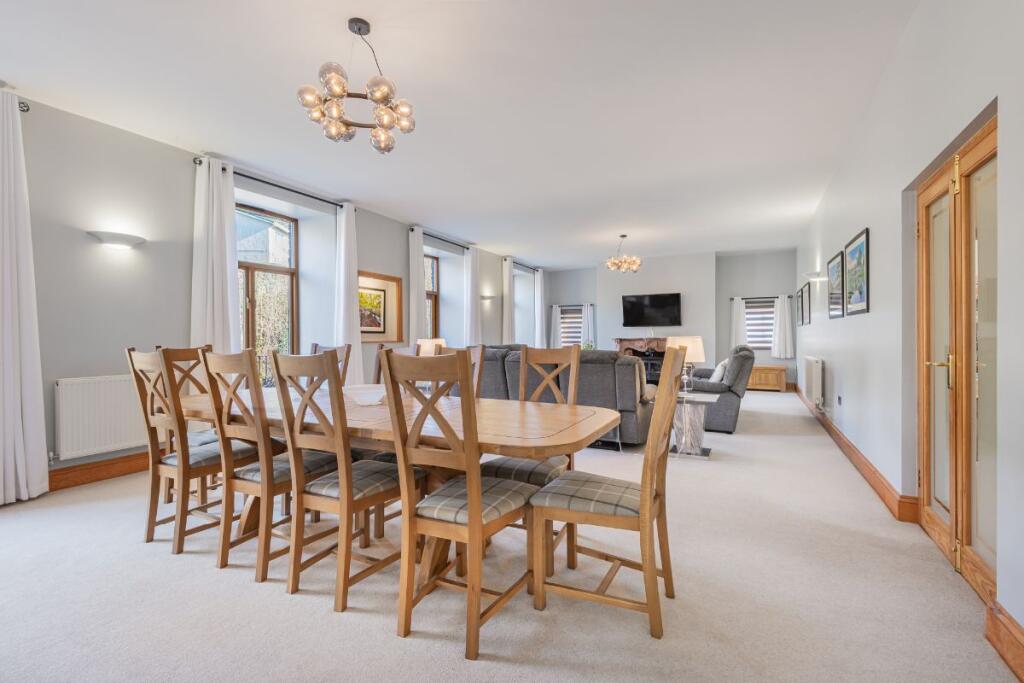 Dining room/ Living area
