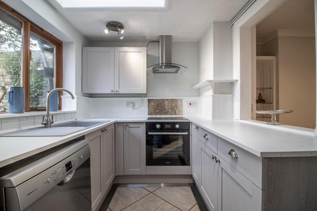 46 Garland Street [Open-Plan Kitchen] 04.jpg