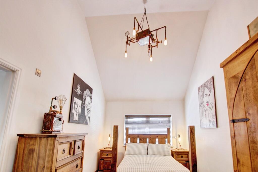 Lofted Ceiling