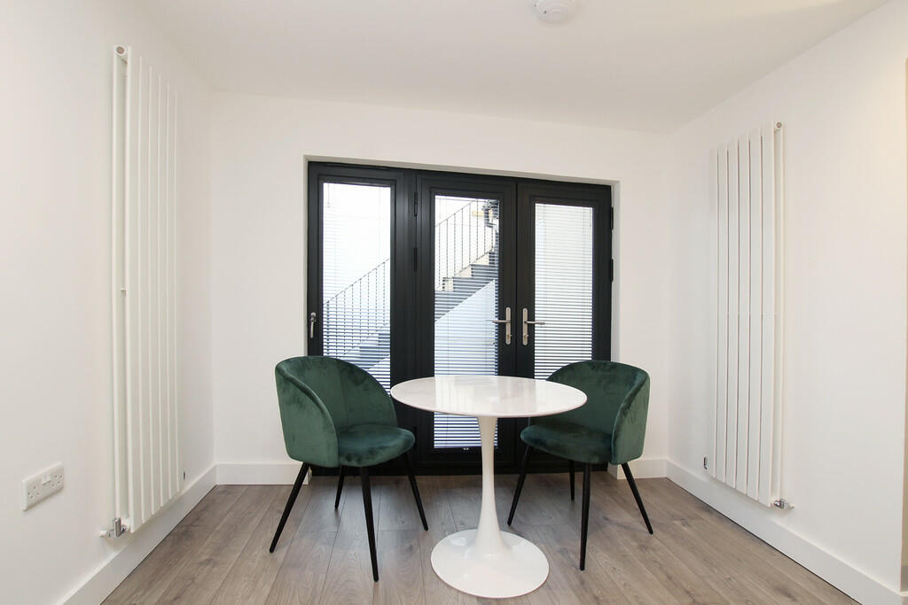 Open-Plan Living ...