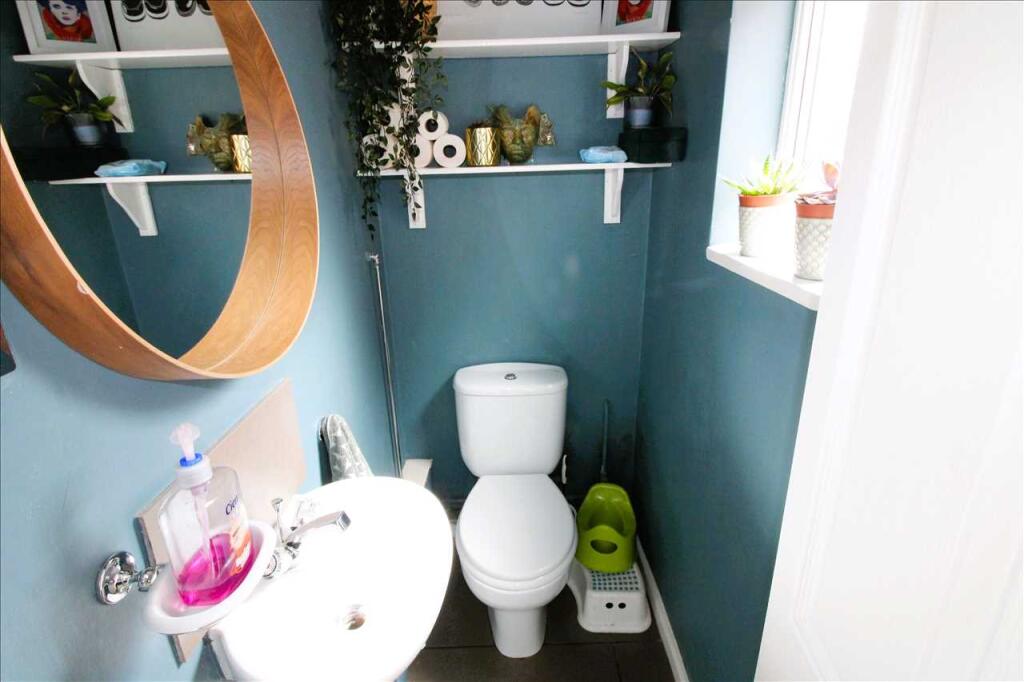 DOWNSTAIRS CLOAKROOM