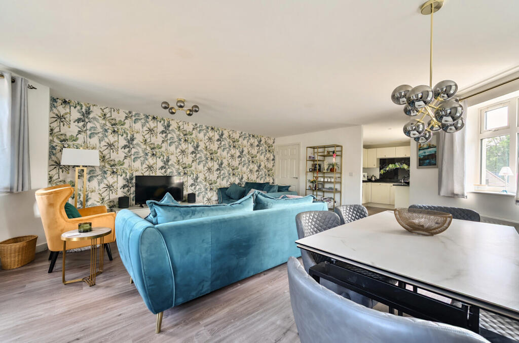 1326173-11-687a3a...