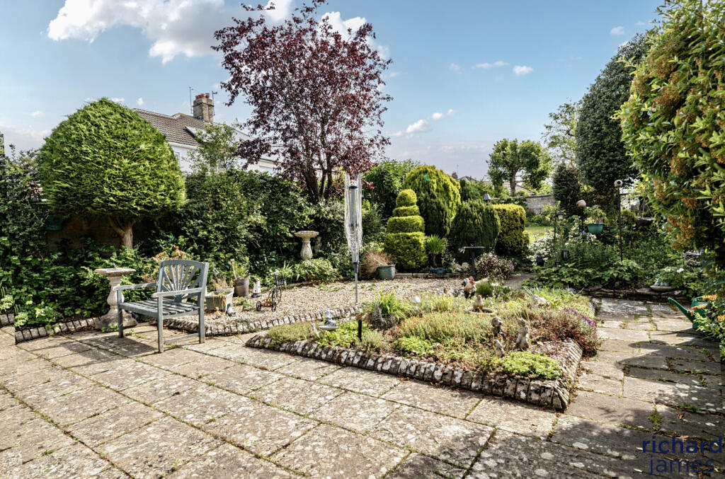 3386745cef5148f9b7b9d7045223e93a