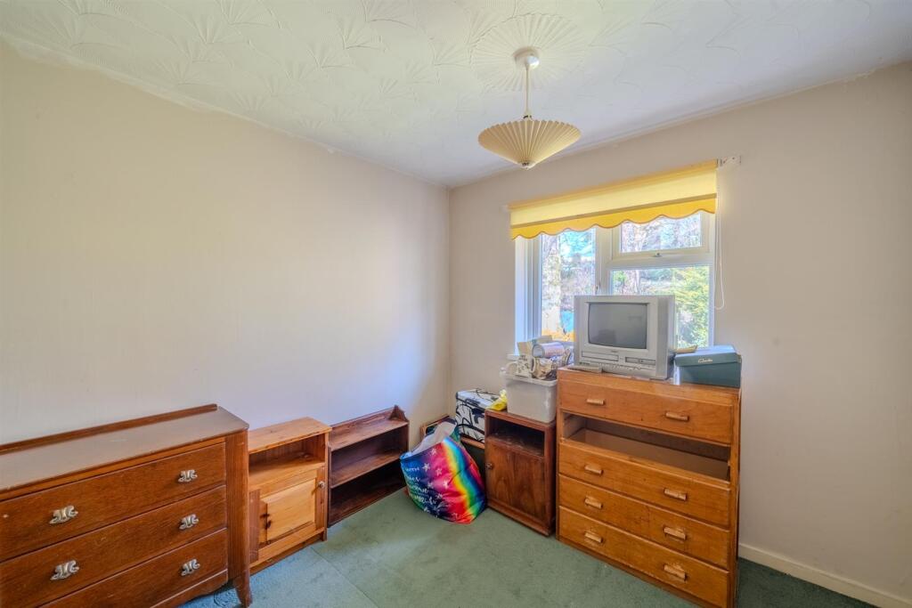 22 Garw Wood Drive-15.jpg