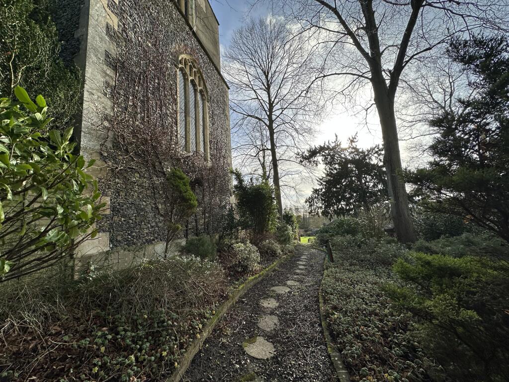 Photo 27-01-2025, 13 17 45