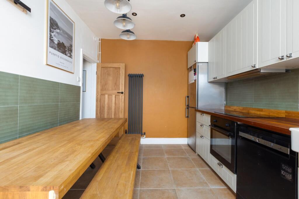 1 Sherbourne St, BS5-11.jpg