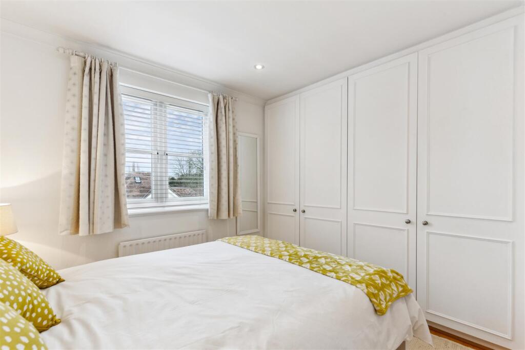 Fitzroy Crescent, W4 - FOR SALE