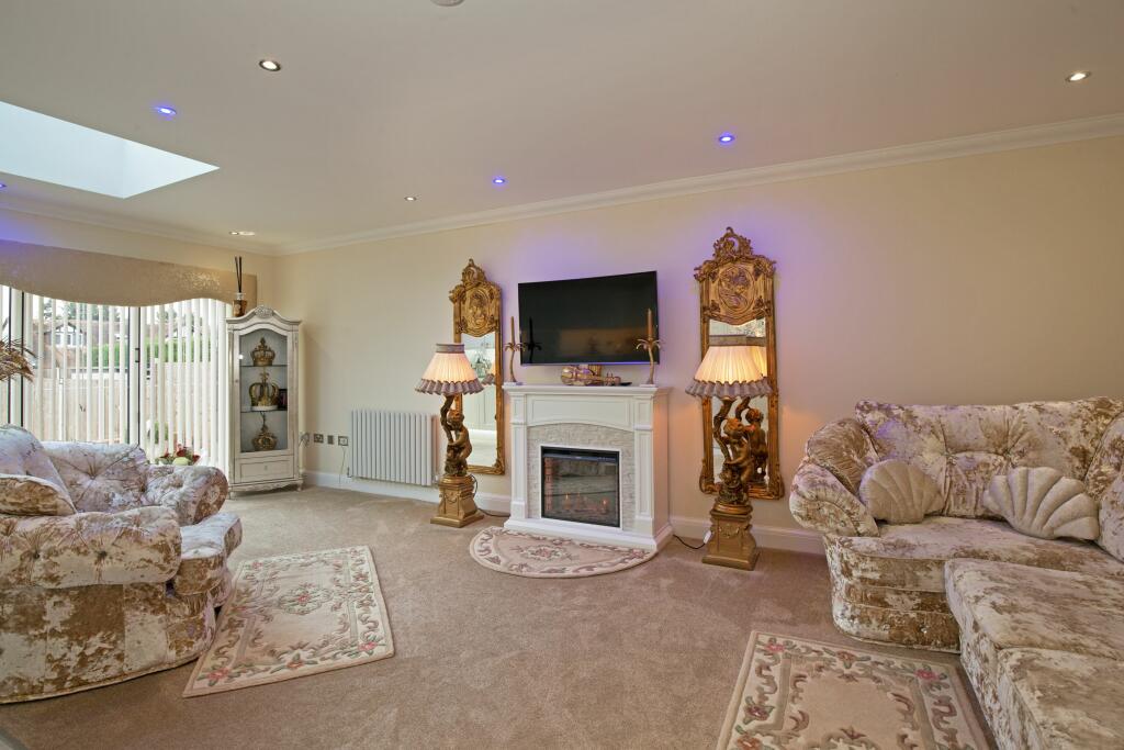 Open Plan Lounge Area