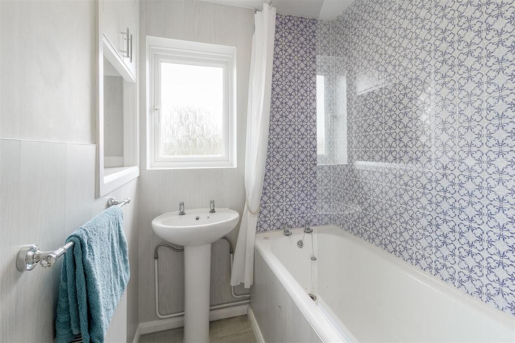 97 Shelley Road 012.jpg