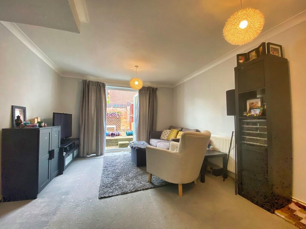 Photo 26-04-2024,...