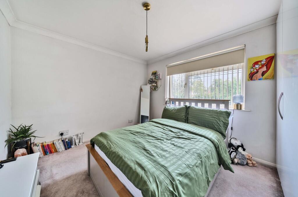 1296871-47-682dca...