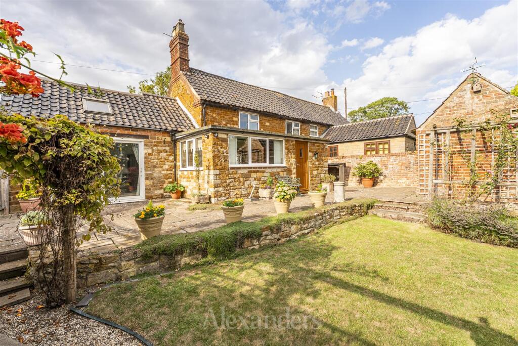 18 school hill-26.jpg