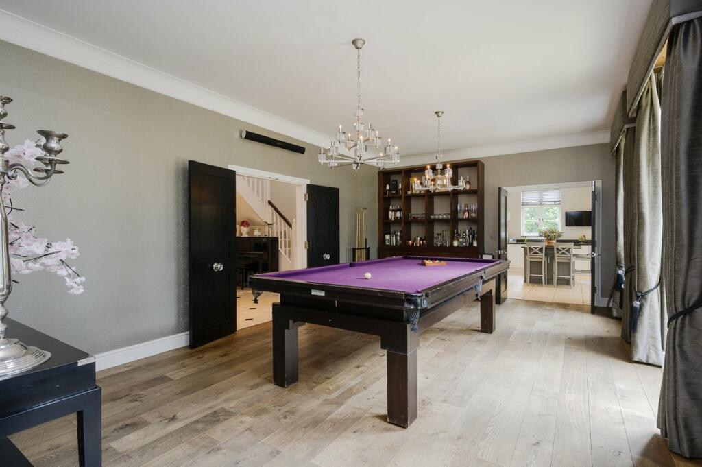 Dining/Games Room