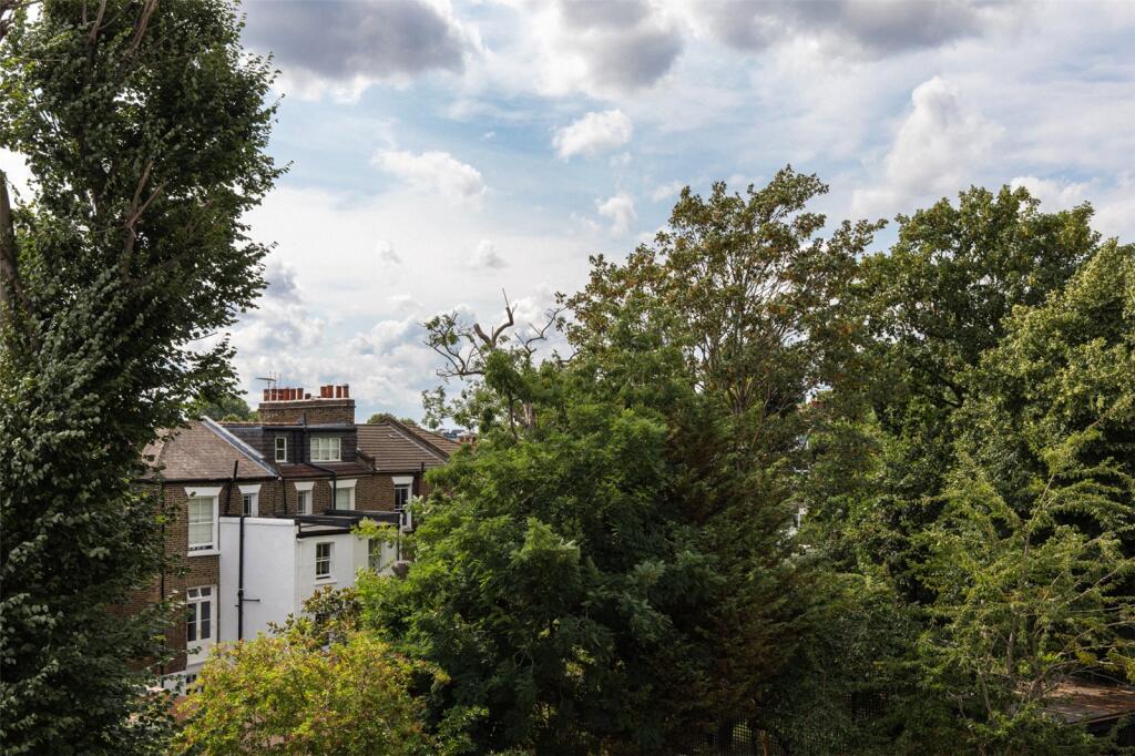 Lauriston Road E9