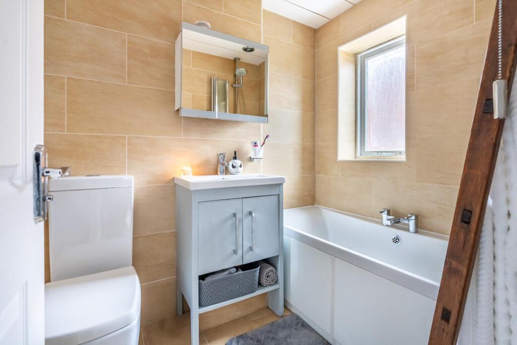 3 stephensons close-10.jpg