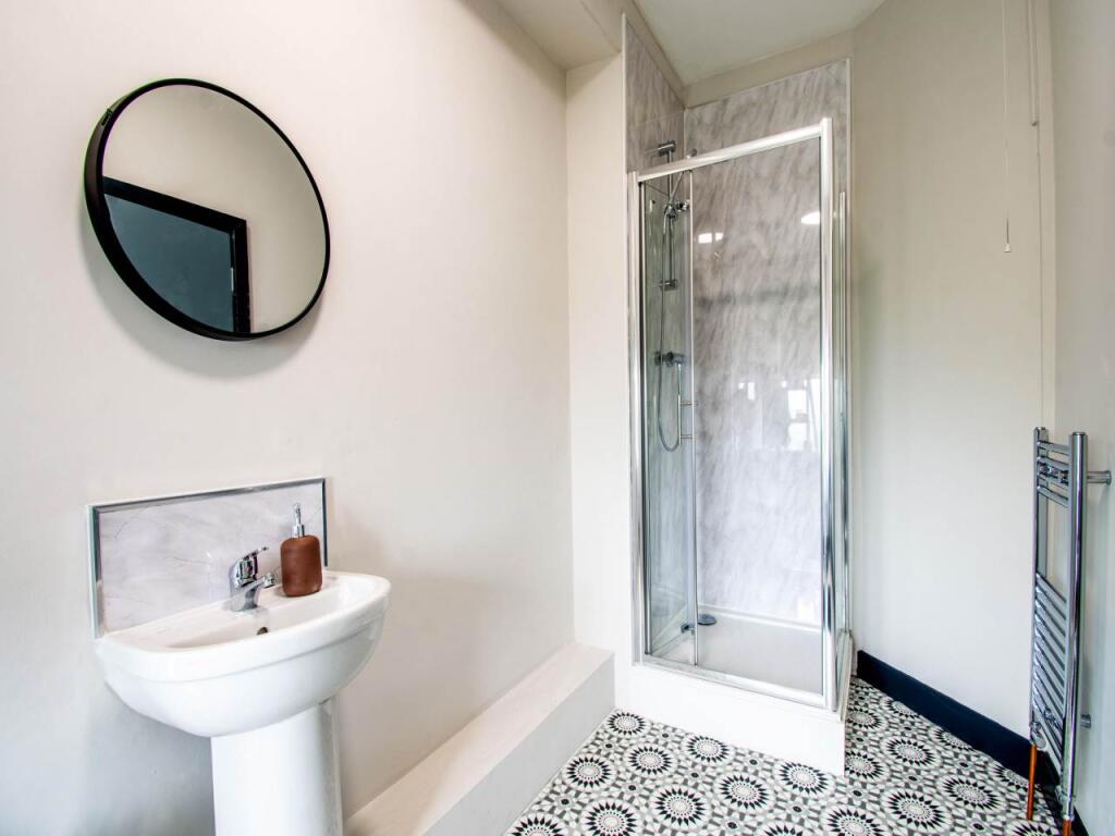 113 Cemetery RD R3 (