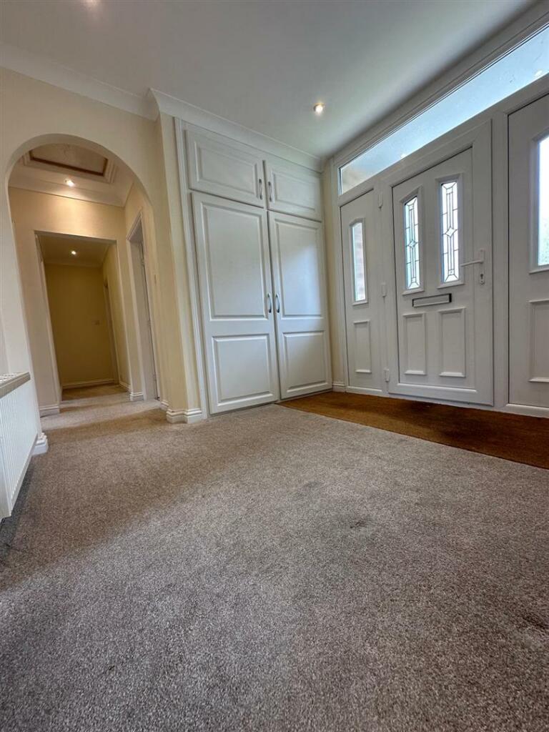 Hallway.jpg