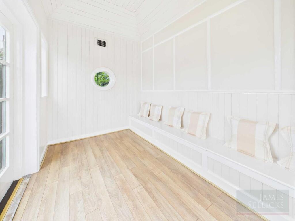 Summer House