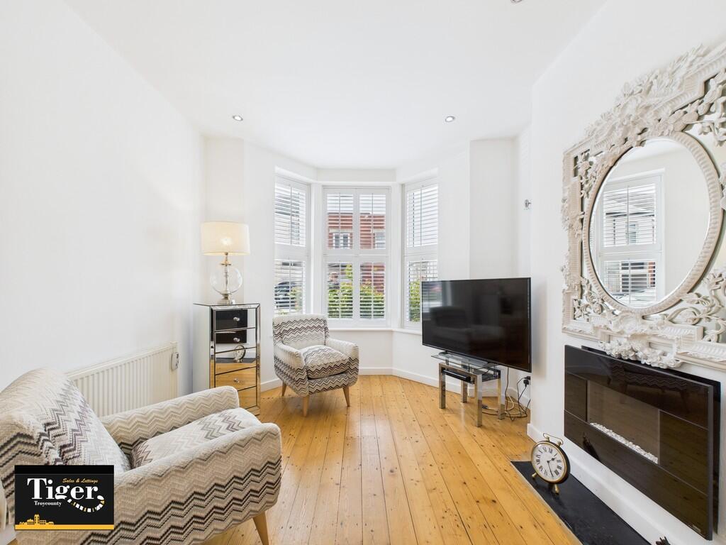 CAM03440G0-PR0377...