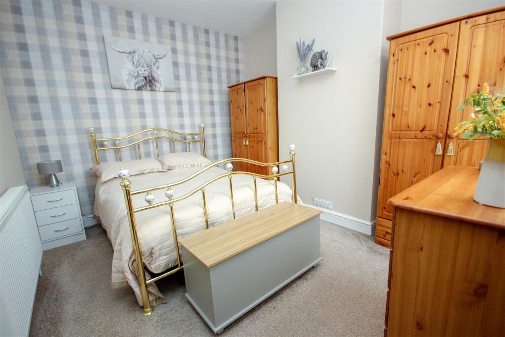 Master Bedroom.jpg