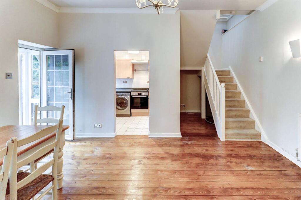 Open Plan Living/Dining