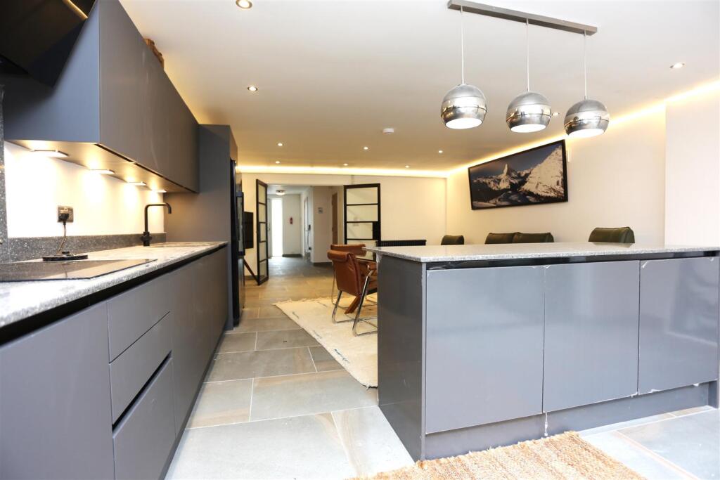 1 Bristol Place (15).JPG