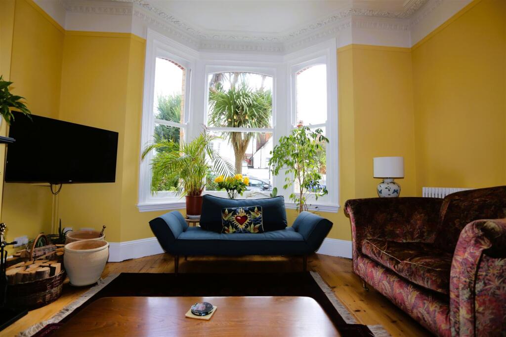 52 WALSINGHAM ROAD (35).JPG