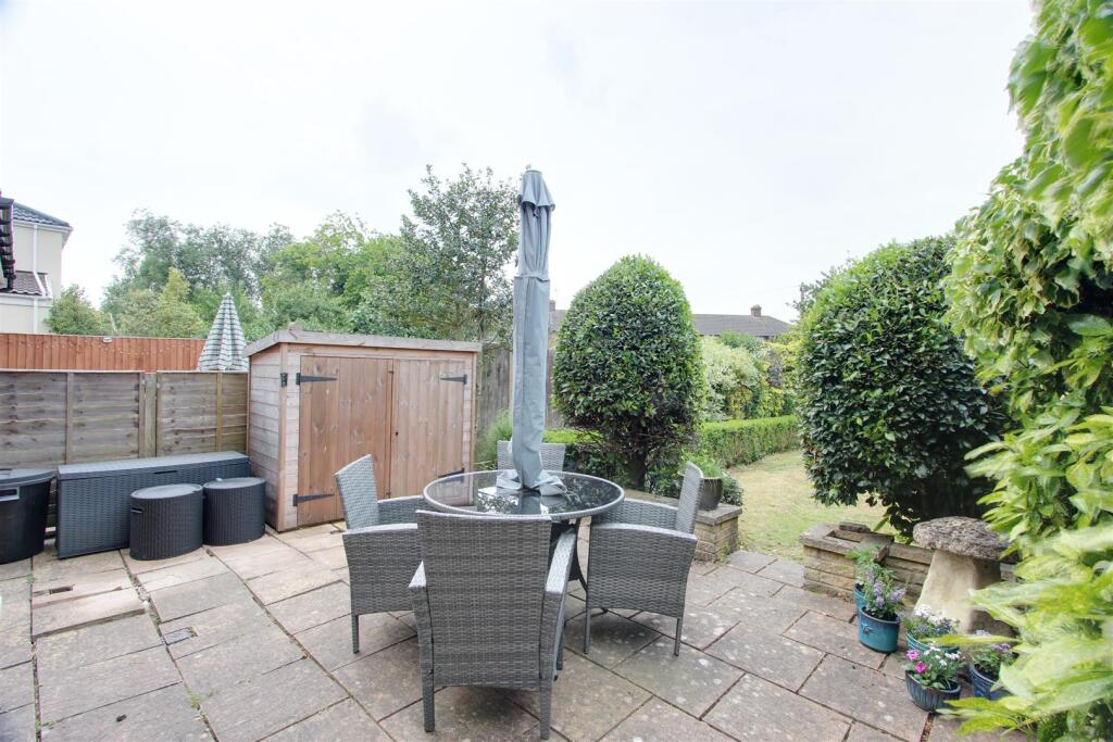 IMG_8648-IMG_8650 patio 1.jpg