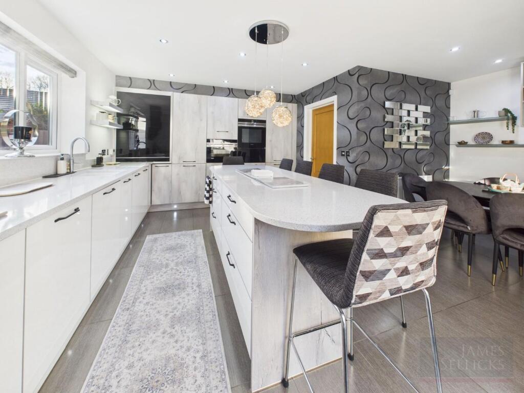Living/Dining Kitchen