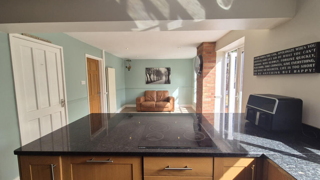 Open Plan Living/Kitchen/Diner