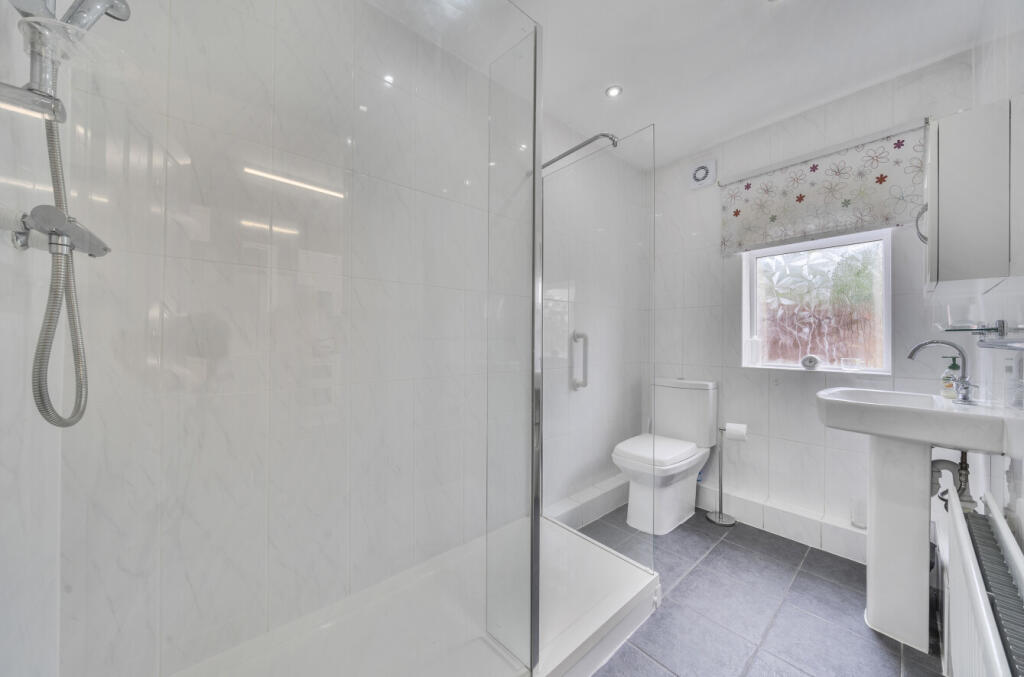 Ground Floor Shower