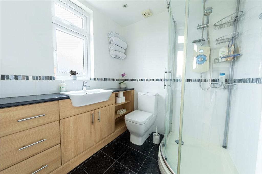Ensuite