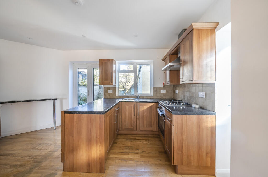 Kitchen/Breakfast Rm