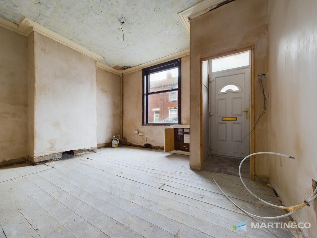 CAM02318G0-PR0397...