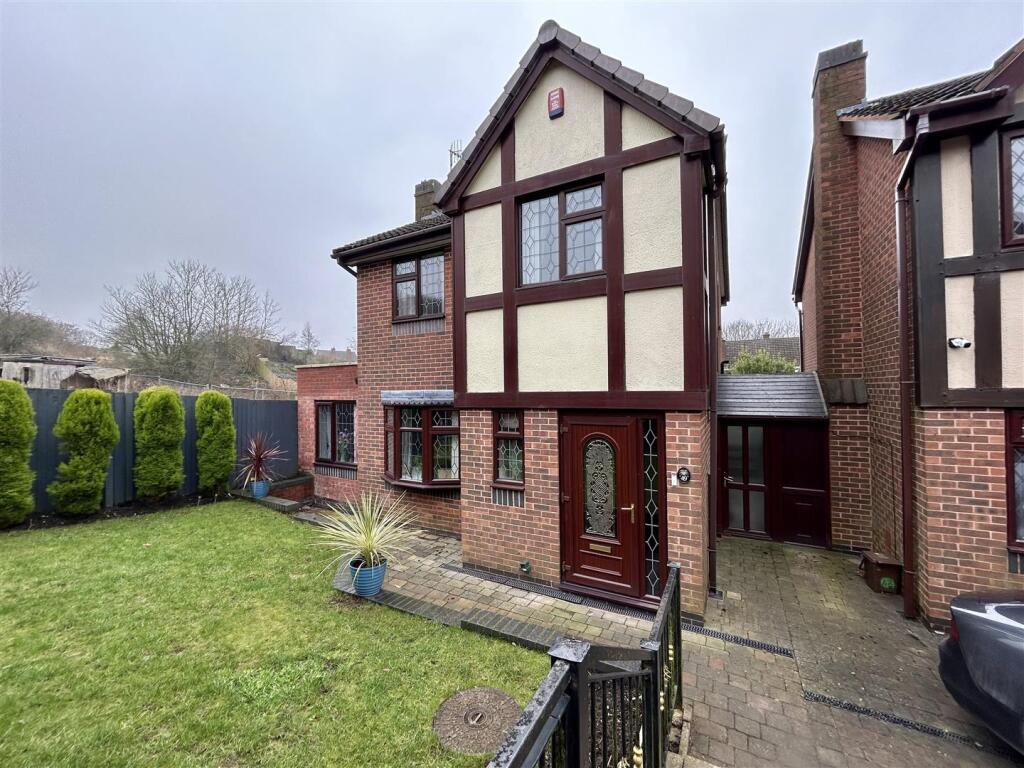 Clent Hill Drive Rowley Regis 1.jpg