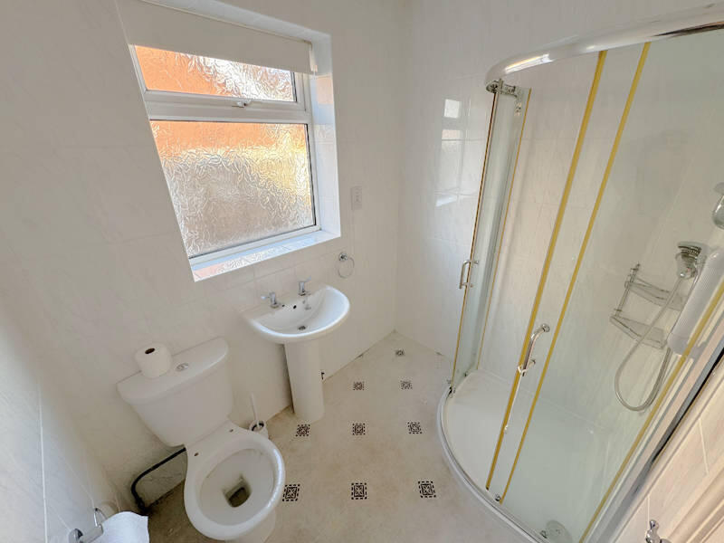 Ground Floor Bathroom