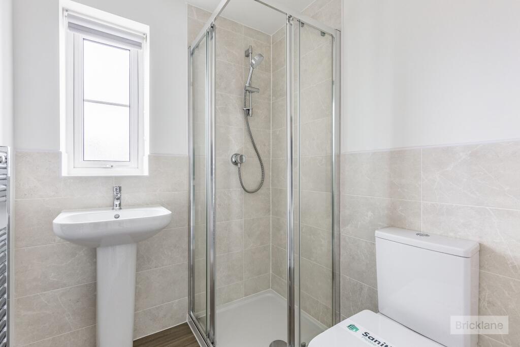 En-suite Bathroom