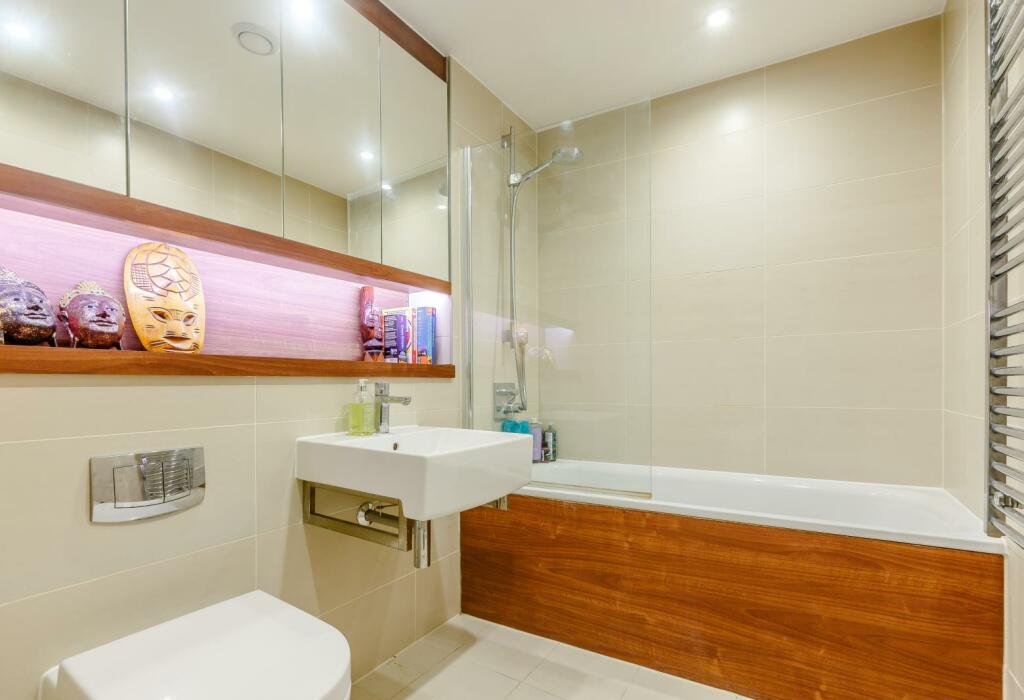 8381916-interior15-800.jpg