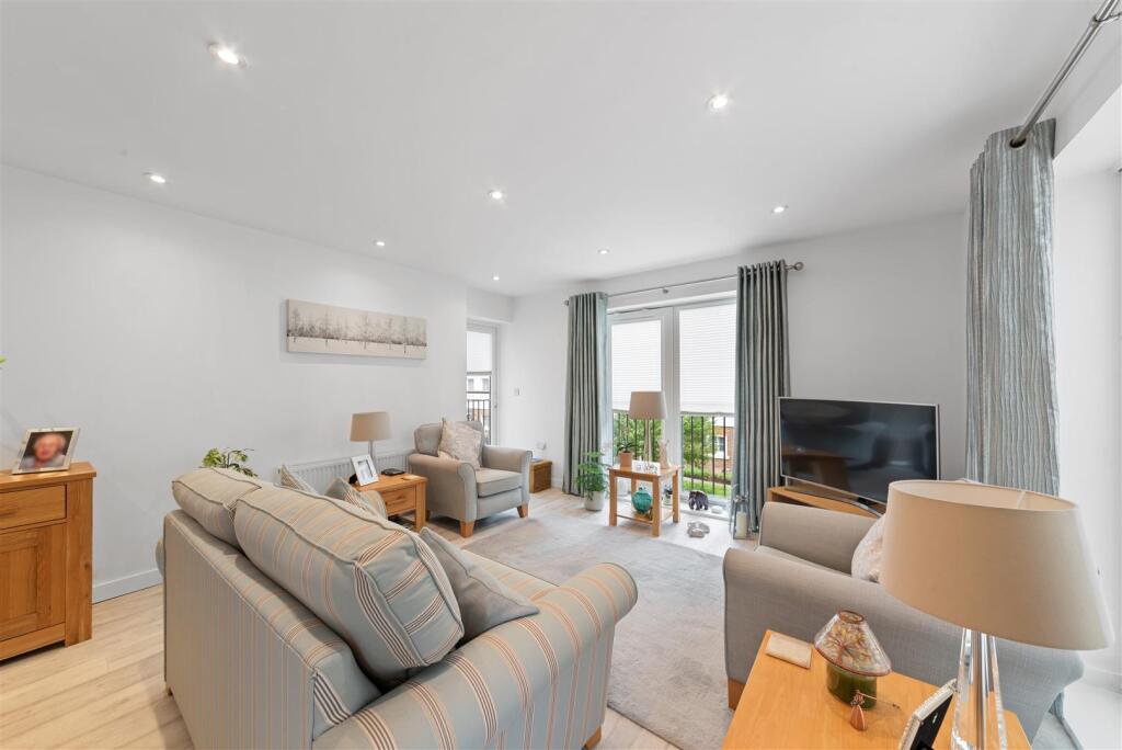 6 Jennings Court-19.jpg