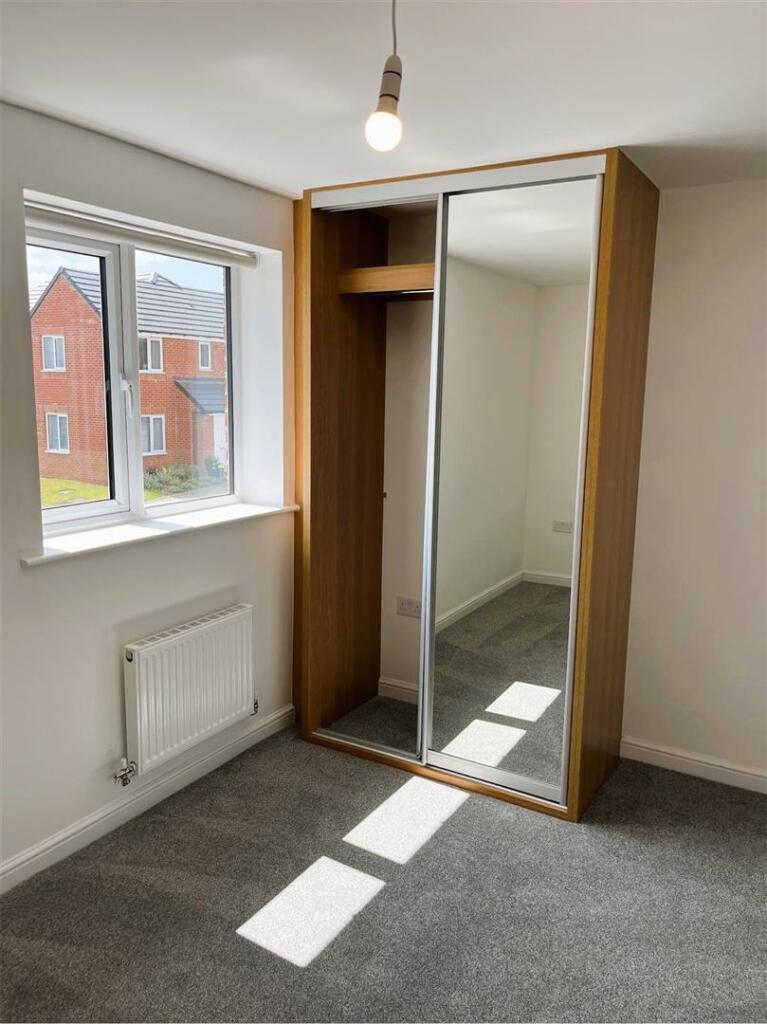 master bedroom .2.jpg