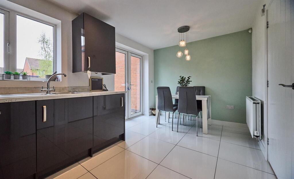 Rear Fitted Dining/Kitchen