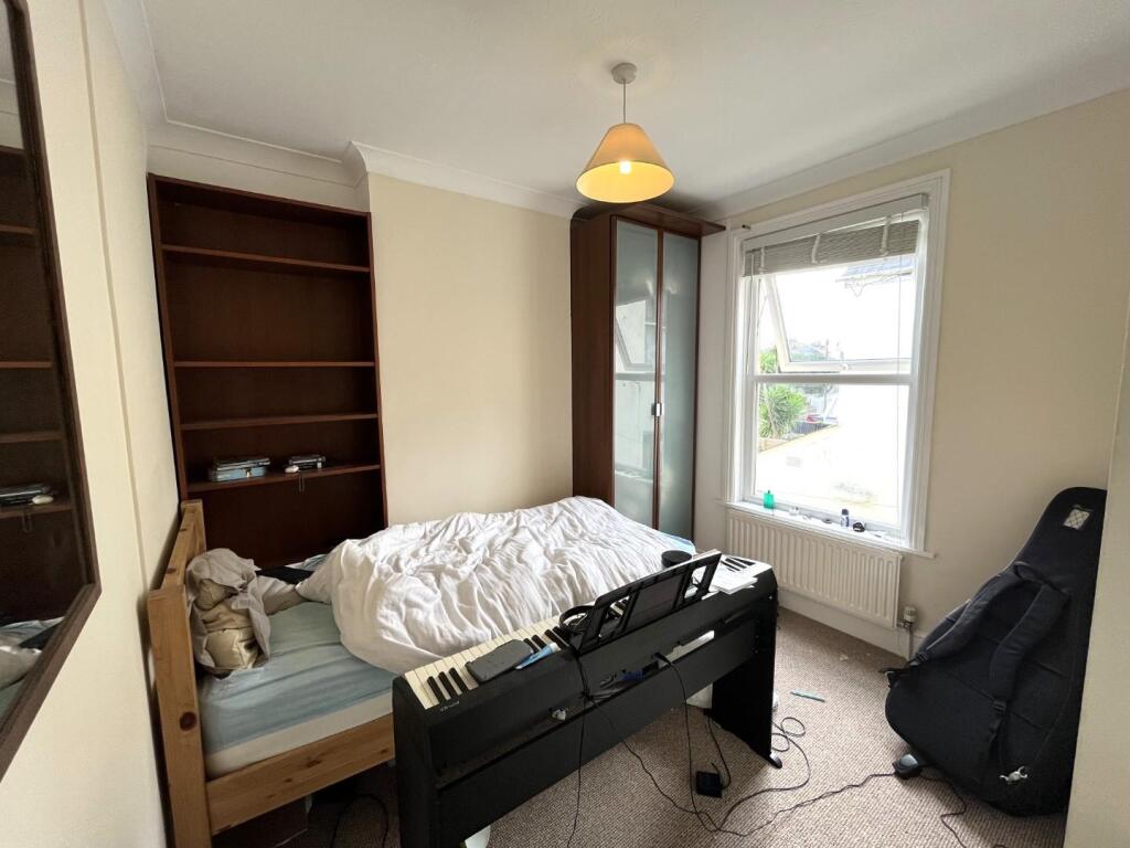 Bedroom 2.JPG