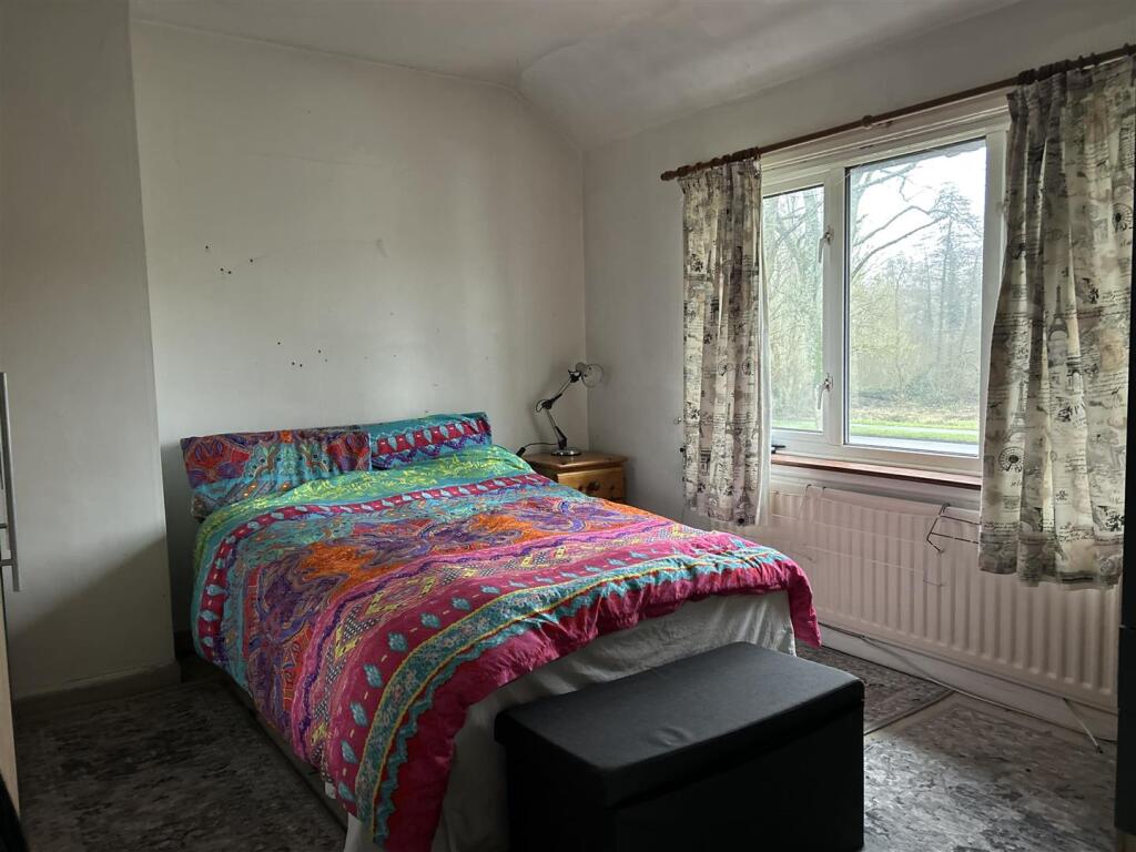 YARDLEY WOOD ROAD 866 BEDROOM 1.jpg
