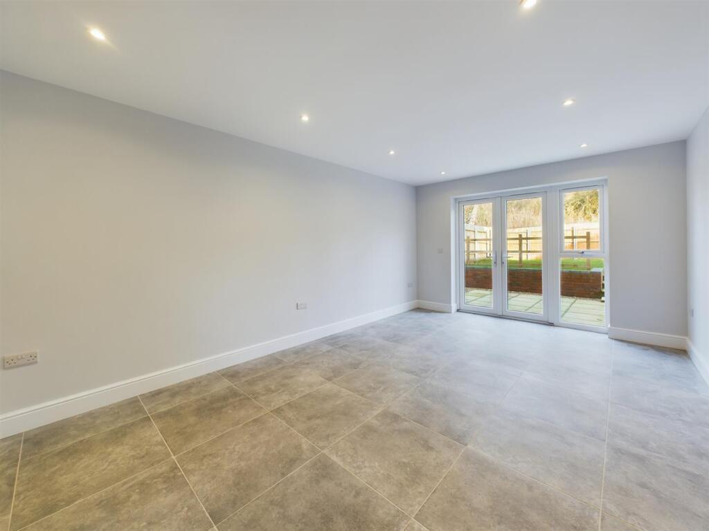 ** PICTURES OF PREVIOUS PLOT - FOR REFERENCE ONLY 