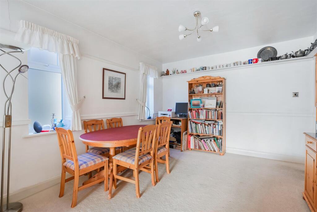 FAIRLAWN GROVE, 25 (19).jpg