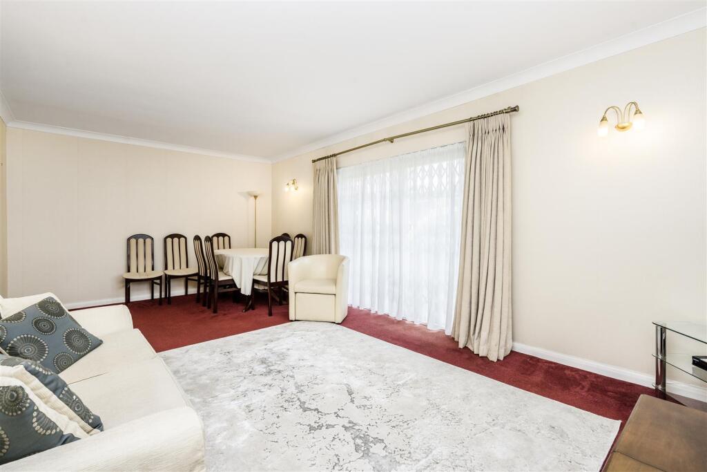 Davidson Frost-Wellings, DFW, Chatsworth Court, Re