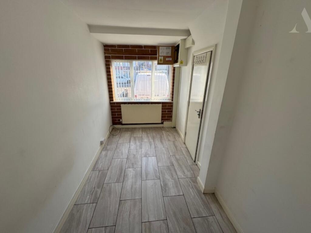 8 Chipperfield Road garage conversion