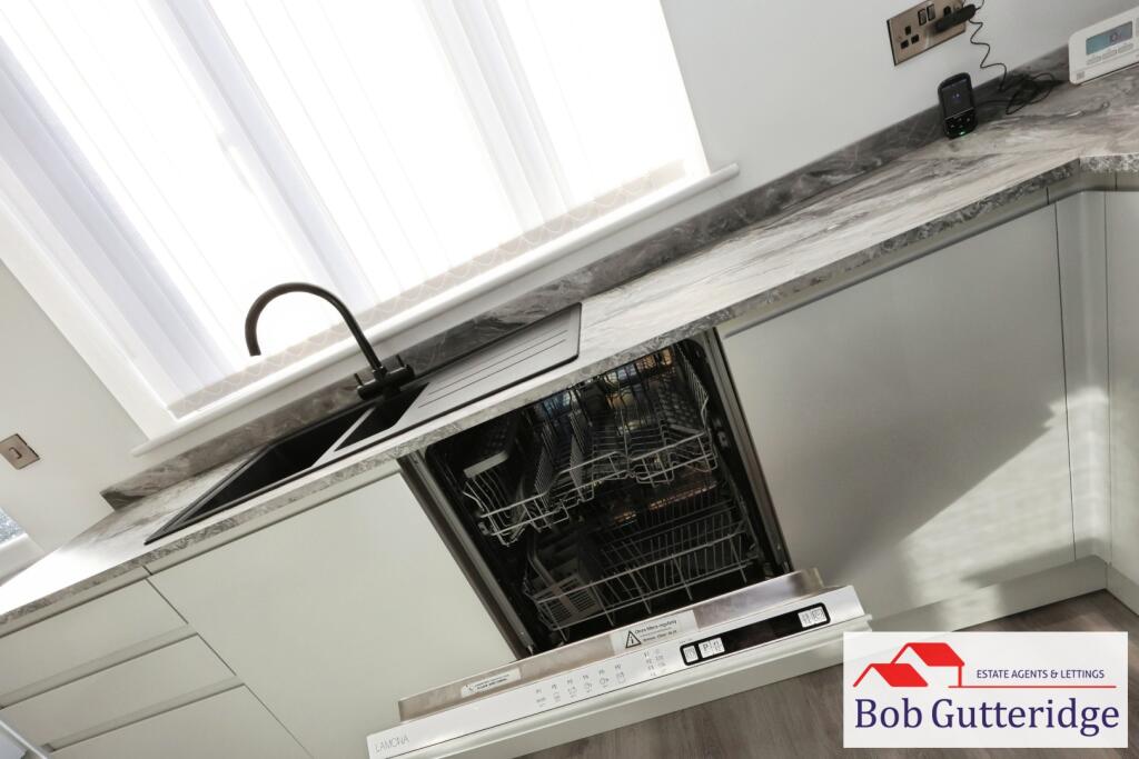 pbox-IMG.JPG