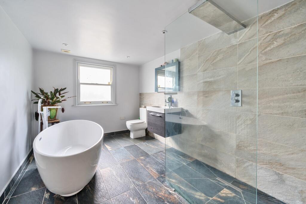 1316093-2-6874fd42053bd