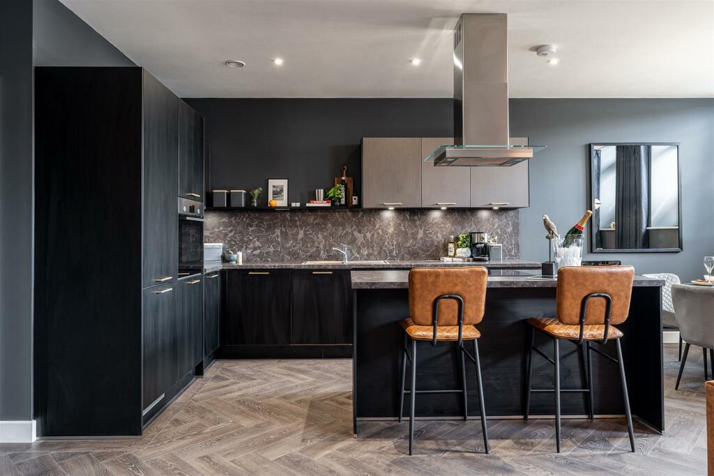 Priory House Showhome - by Ralph Media Group 09148